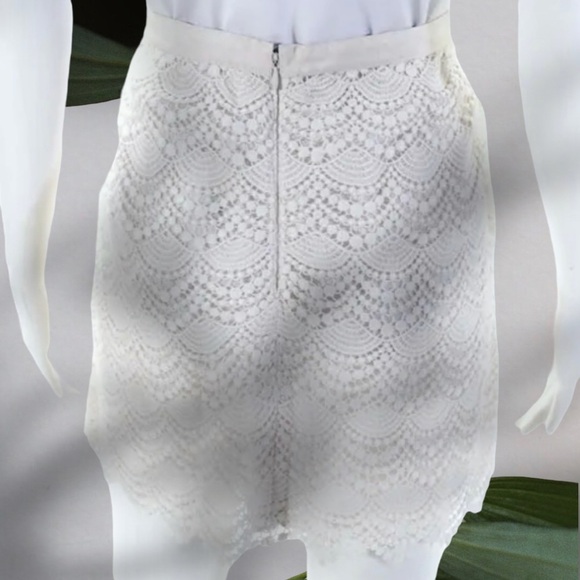 NWT Club Monaco Ivory Scalloped Lace ‘Jayne’ Mini Skirt Size 8 - Picture 14 of 14